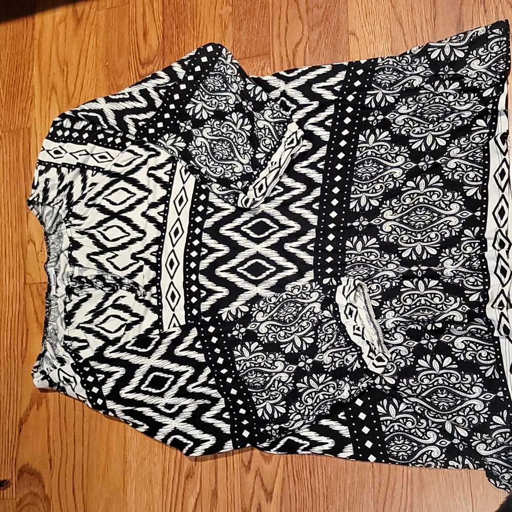 Lularoe Debra top